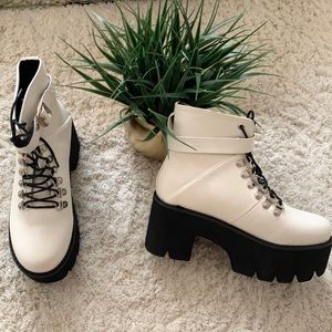 White Boots Trending